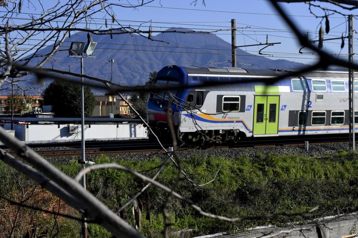 Viterbo: trovato il cadavere di una donna vicino alla ferrovia