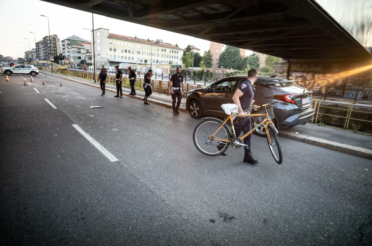 Torino, ciclista investito e ucciso a Borgaro: arrestato 56enne inchiodato dalle telecamere