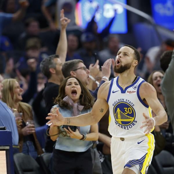 NBA: Curry segna 60 punti, entra nella storia e raggiunge Kobe