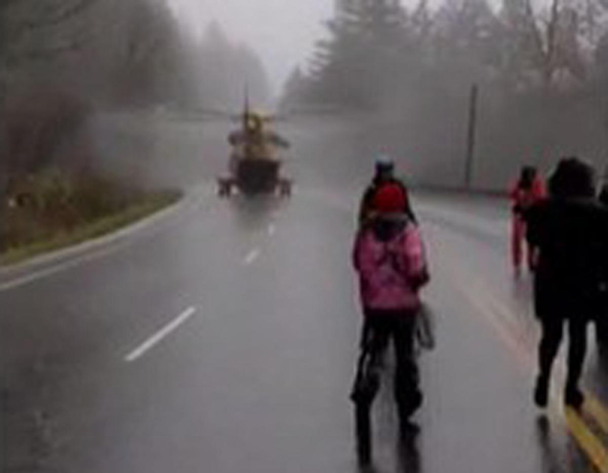 Tempesta in Canada, allerta pioggia gelata. Alberi caduti e 1 milio…