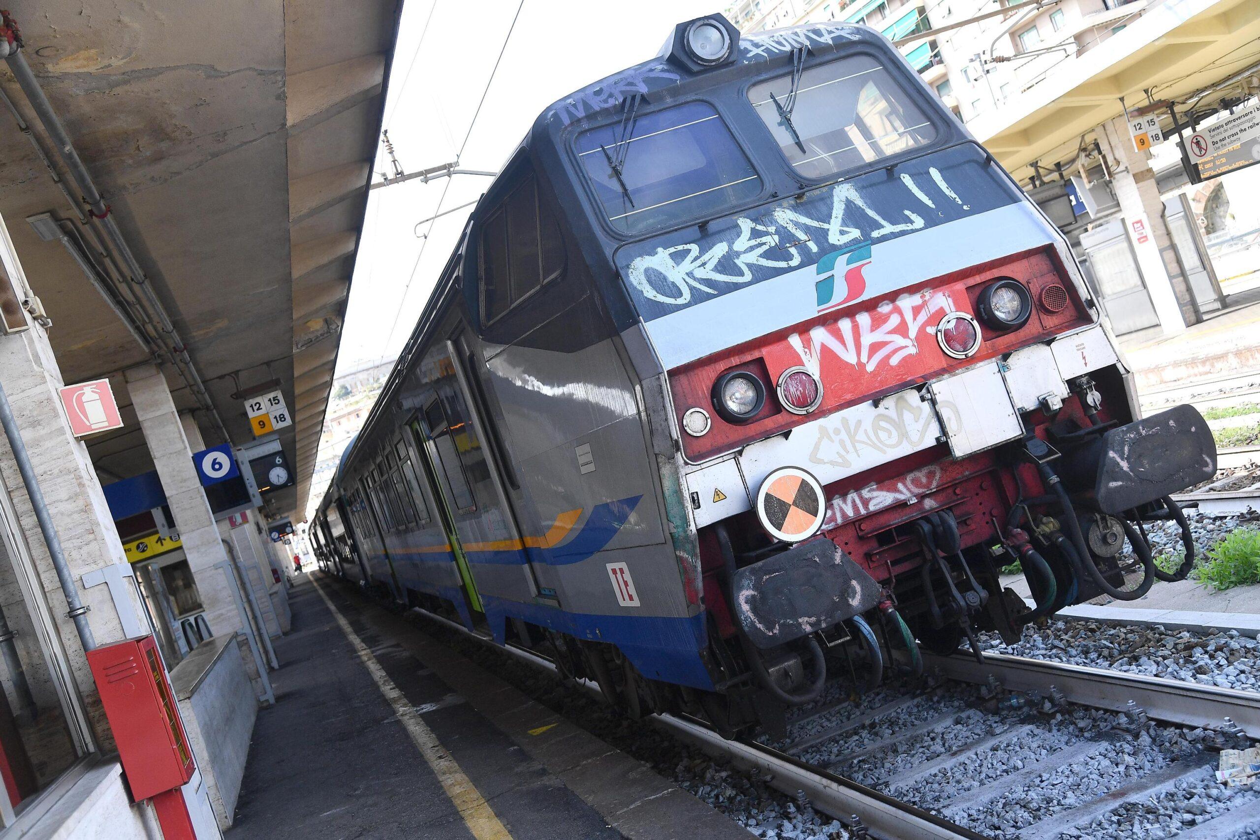 Maltempo, treni sospesi tra Rimini e Ravenna e tra Faenza e Rimini