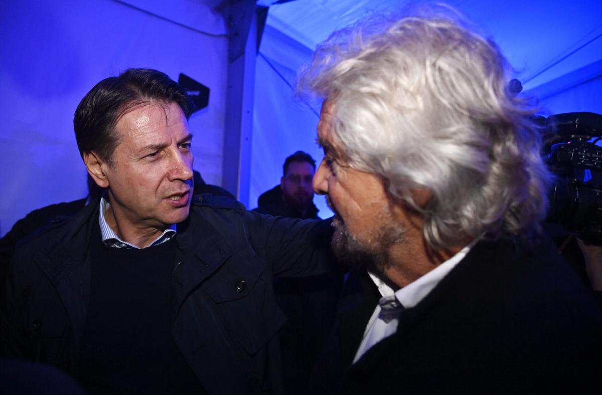 Chi sono gli ex parlamentari dissidenti del Movimento Cinque Stelle che hanno firmato la lettera contro Conte (e Travaglio). Elio Lannutti: “L’ex premier è un piccolo cacicco”