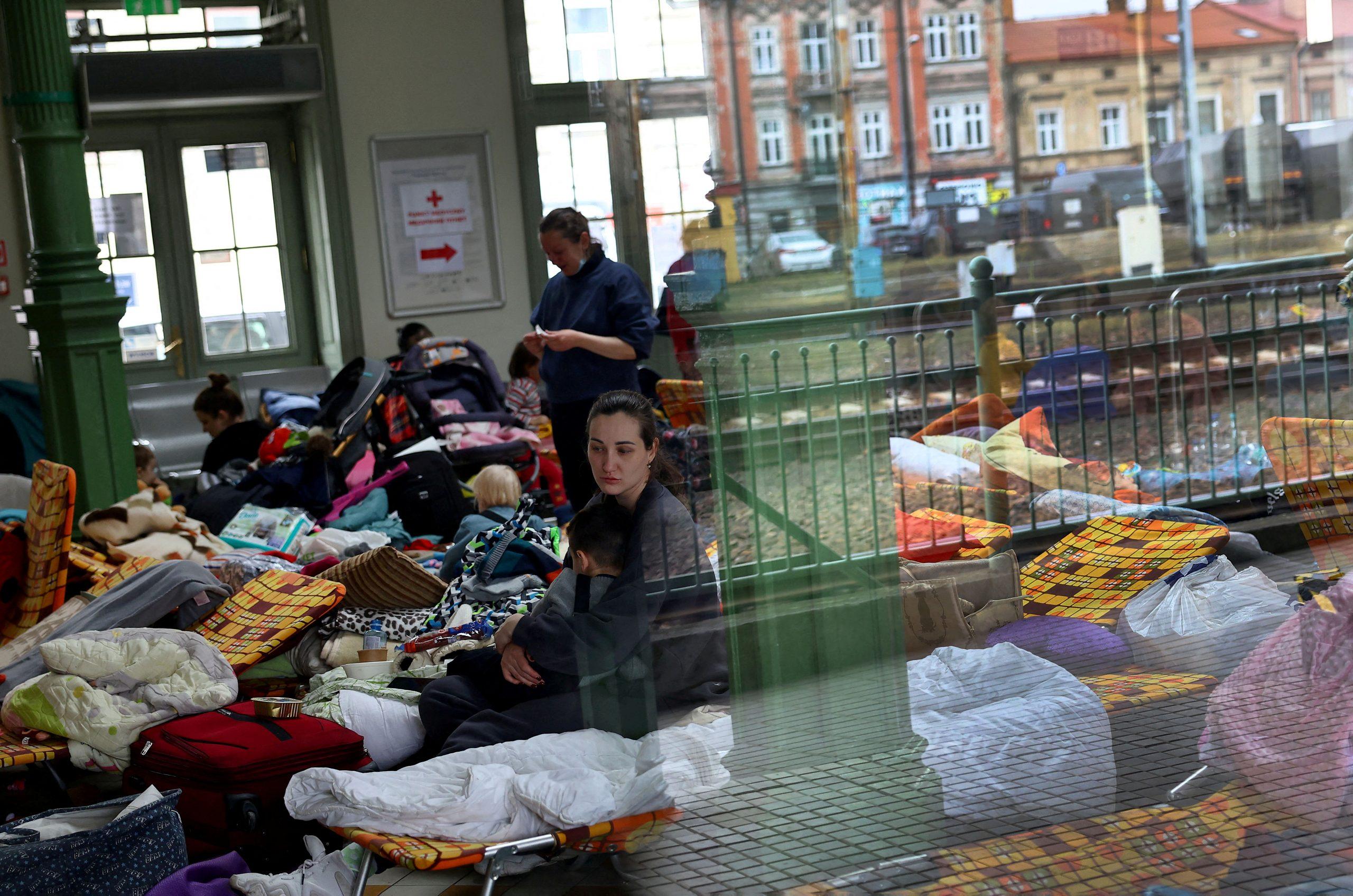 Profughi Ucraina, pronto un piano per accoglierne 100mila