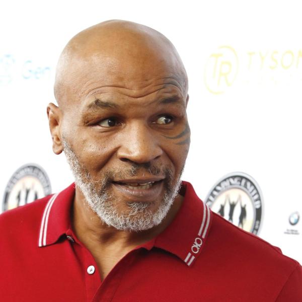 Mike Tyson di nuovo nei guai: una donna lo accusa di averla stuprat…