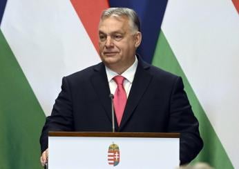 Ungheria, il Parlamento europeo condanna il governo Orban: “Indebolisce i valori dell’Ue”