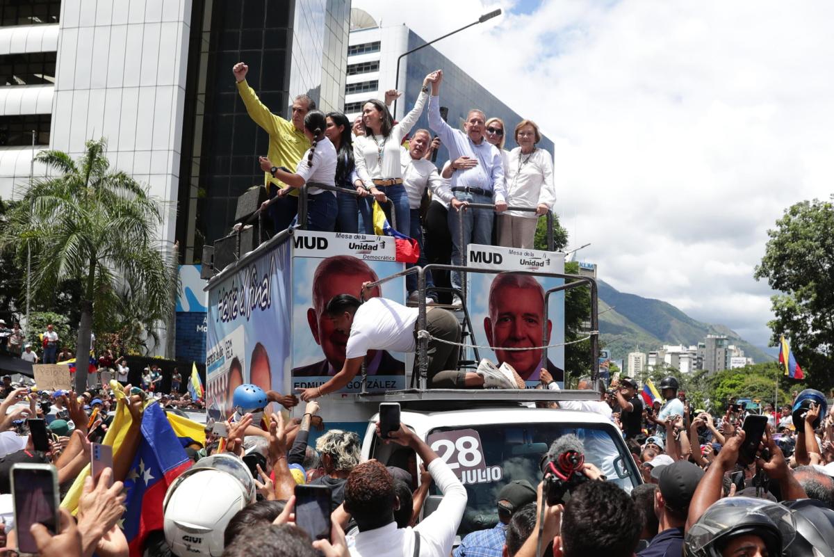 Elezioni Venezuela 2024, le proteste contro Maduro finiscono in tragedia: undici morti | VIDEO