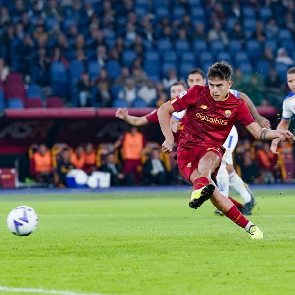 Roma-Lecce 2-1, Dybala decide… e poi si infortuna