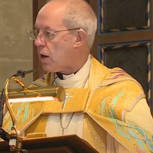 Perché l’arcivescovo di Canterbury Justin Welby si è dimesso? Tutte le accuse sullo scandalo John Smyth