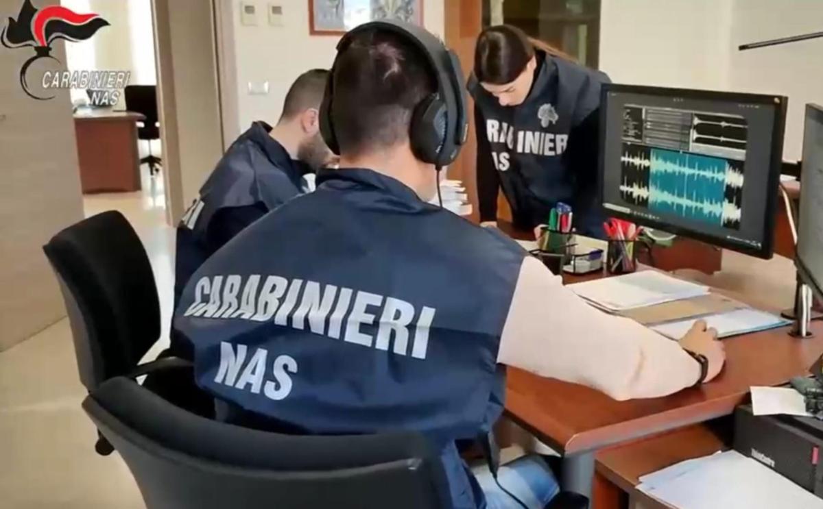 Latina, operaio morto in un cantiere e spostato in strada: 7 arresti