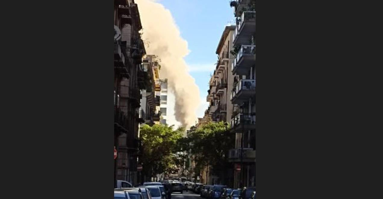 Palermo, incendio ai Cantieri navali oggi: non è ancora chiaro cosa sia successo, una persona ustionata