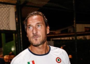 Francesco Totti dedica una foto a Ilary Blasi? Il gesto sospetto ch…