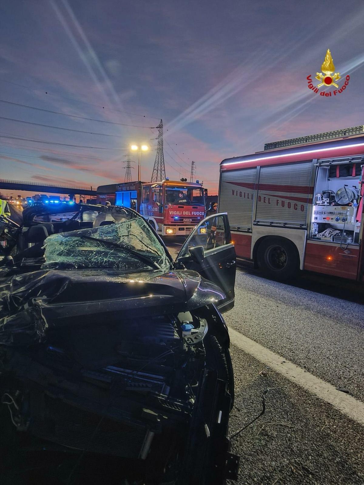 Udine, incidente sull’A4 all’altezza di Palmanova: cinque auto coinvolti e due feriti