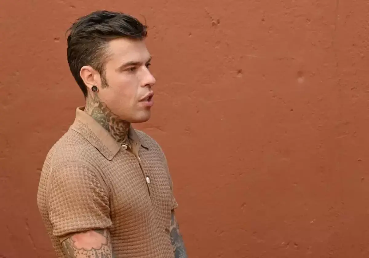 Corona contro Fedez: ecco la risposta dello scrittore sul caso Eman…