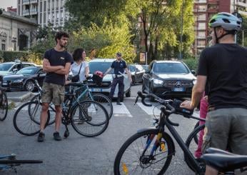 Milano, nuovo ciclista investito: fuori pericolo il 34enne