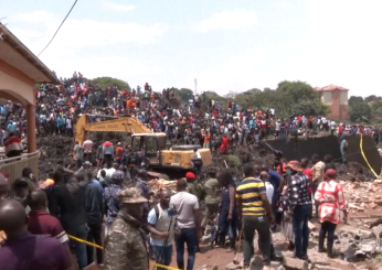 Uganda, frana una discarica vicino a Kampala: morte 12 persone, 14 feriti | VIDEO E FOTO