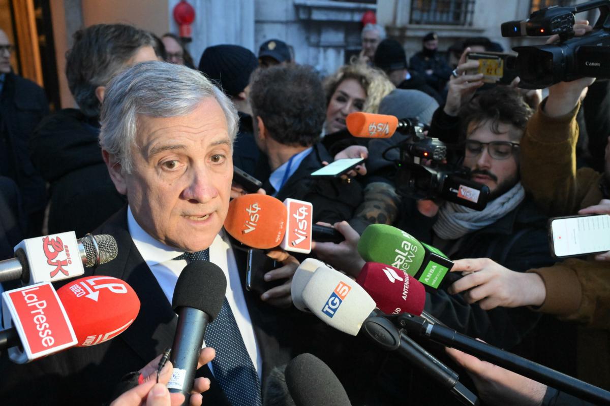 Tajani: “Italia guiderà la missione Aspides nel Mar Rosso”. E sull’Ucraina: “Difendiamo la libertà di tutti noi”