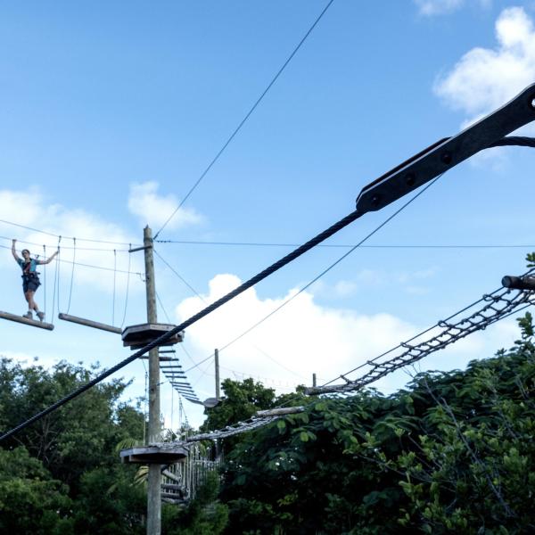 Valtellina, Ghizlane Moutahir è caduta dalla zipline di Bema per un’errore nell’imbracatura: arrivano i risultati dell’autopsia