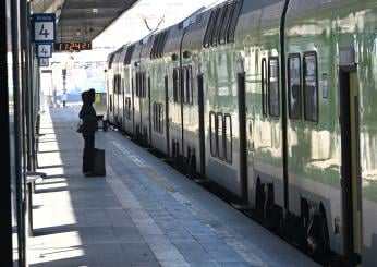 Torino, morta una donna travolta da un treno a Settimo Torinese: circolazione ferroviaria interrotta