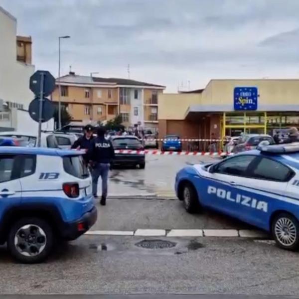 Chi era Celeste Palmieri, la 56enne uccisa dal marito a San Severo: lutto cittadino nel giorno dei funerali. Una fiaccolata per “dire basta”