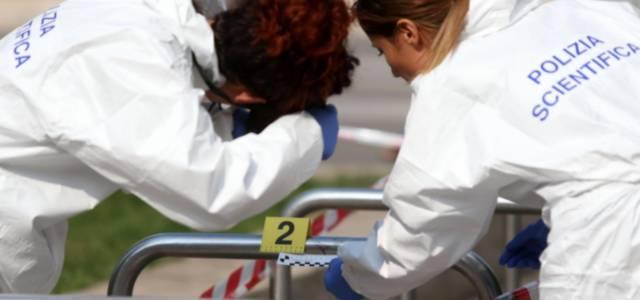 Sesto San Giovanni, 19enne uccide padre mutilandolo durante una crisi nervosa