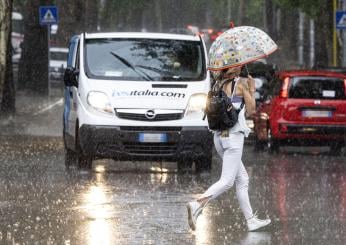 Bomba d’acqua oggi su Roma, allagata la Capitale | VIDEO