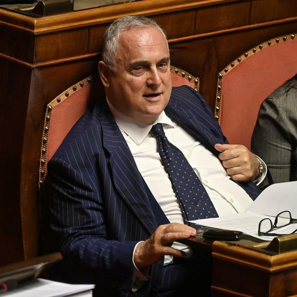 Violenza di genere, Lotito: “Lo sport fa tanto per educare”. Romagnoli: “Si può fare di più” | VIDEO