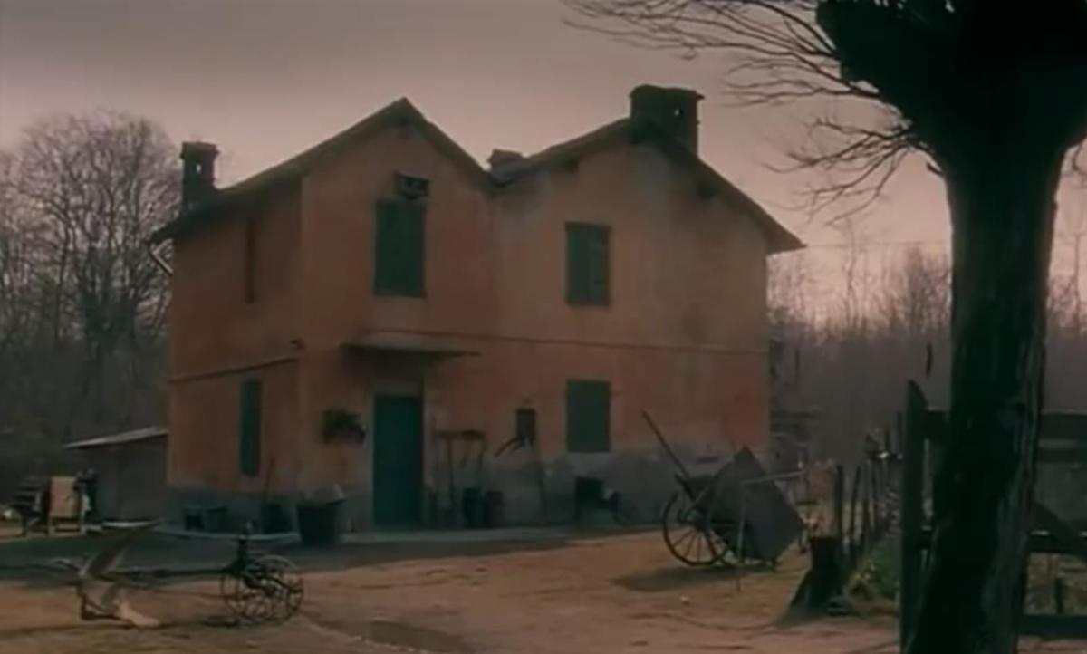 Dove si trova la casa del film “Il ragazzo di campagna” con Renato …