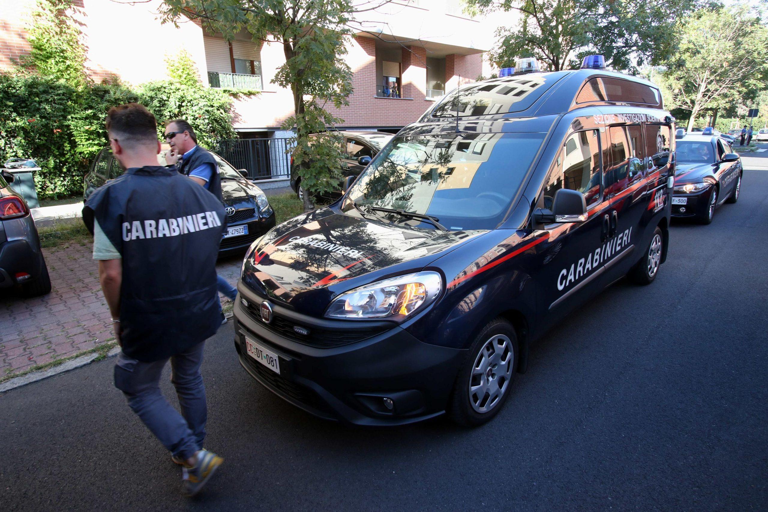 Milano coppia omicidio-suicidio: 84enni trovati nella loro abitazione da un parente