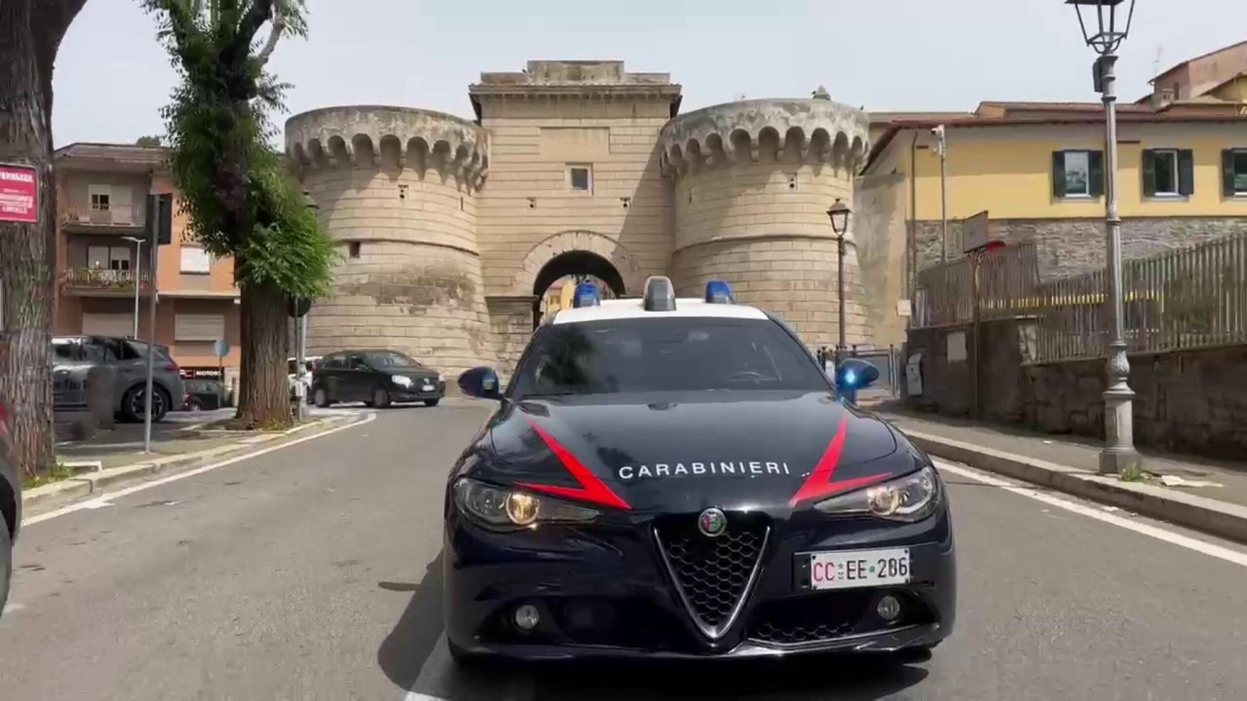 Messina, suicidio in una caserma dei Carabinieri: 50enne si spara alla testa con la pistola d’ordinanza