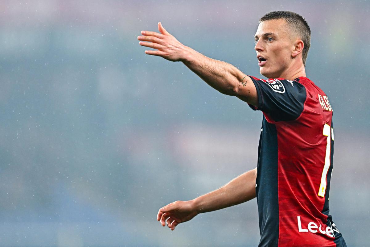 Dove giocherà Albert Gudmundsson? Sfida a due in Italia per il trequartista del Genoa