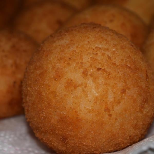 Il dibattito storico, arancina o arancino? Facciamo chiarezza