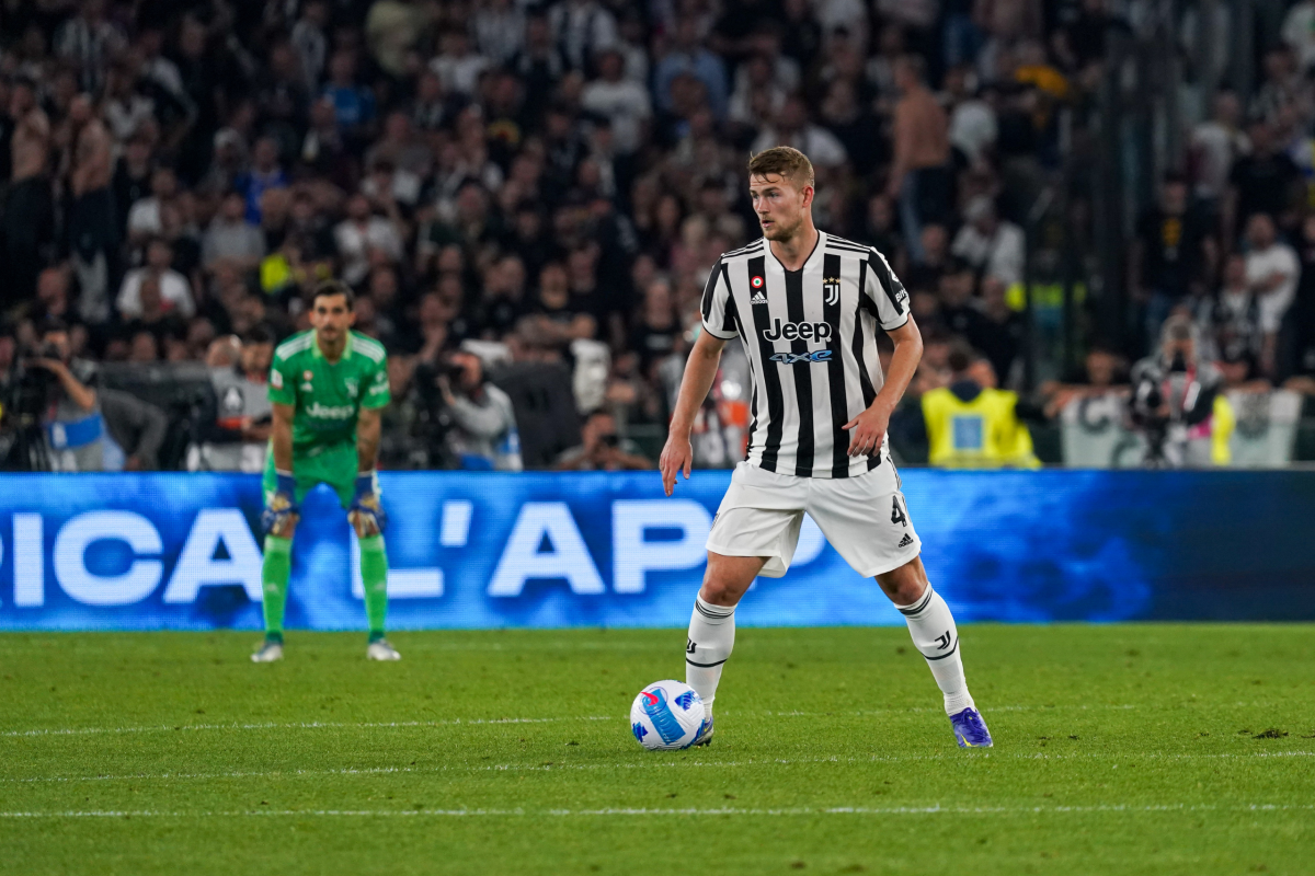 De Ligt-Bayern, ora è ufficiale: il difensore ceduto dalla Juve per…