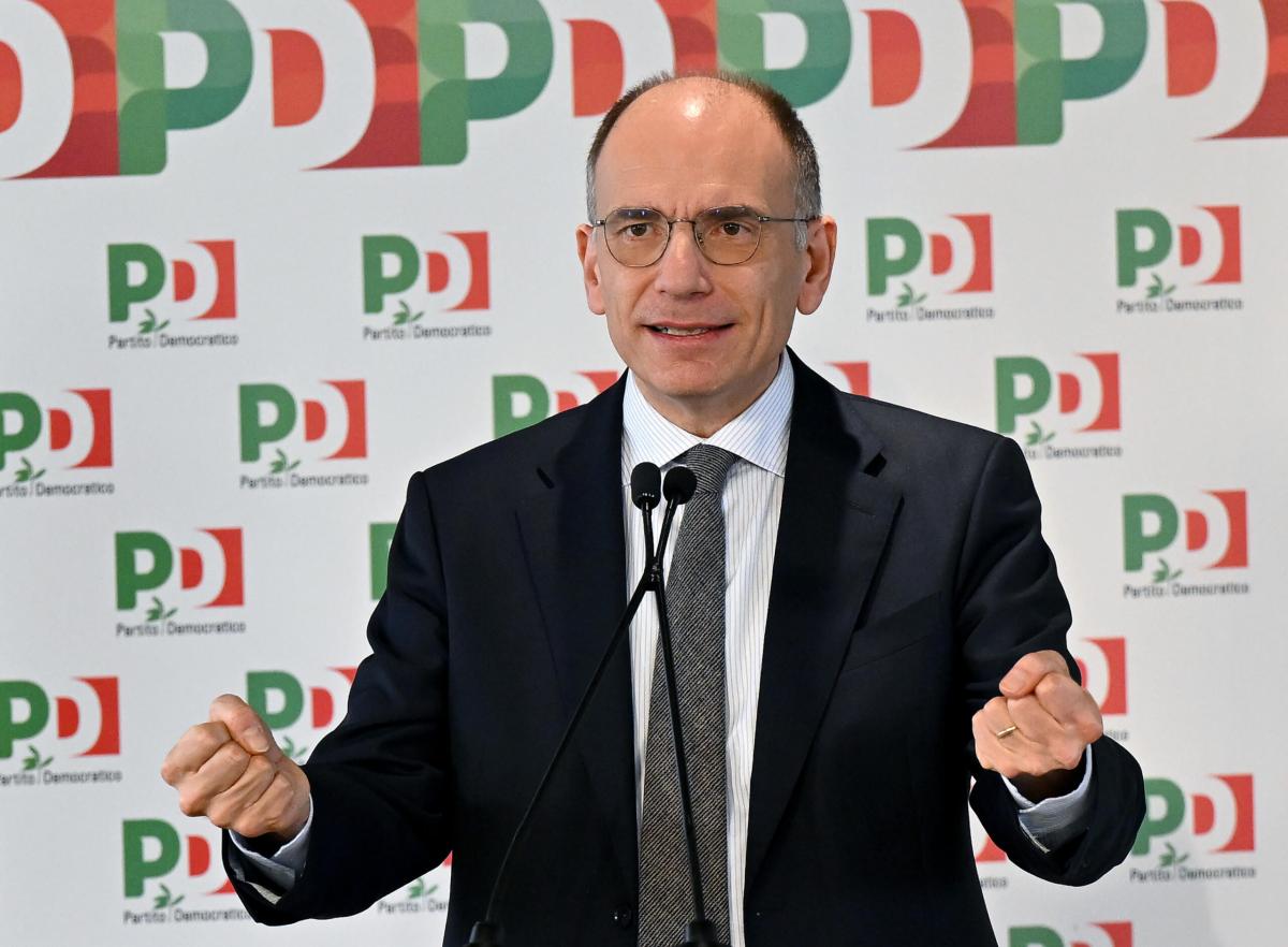 Primarie PD, Enrico Letta attende l’esito: “Giornata di festa e dem…