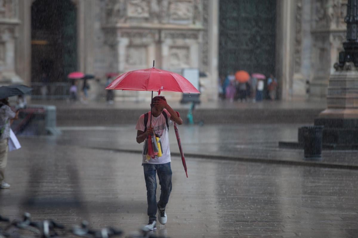 Meteo, arriva l’autunno? Da martedì e mercoledì piogge e calo delle…