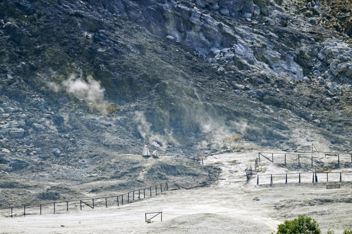 Campi Flegrei: cosa sono, qual è la loro origine e quanto sono peri…