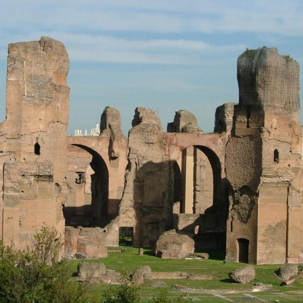 Torna l’acqua alle Terme di Caracalla: le foto della grande piscina dopo 1500 anni