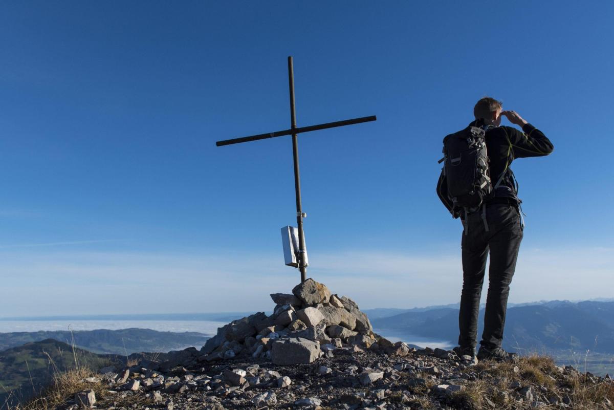 Croci montagna, la proposta di legge di FdI: “Parte integrante del …