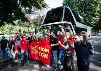 Trasferta di operai Fiom a Parigi, Stellantis costretta ad un tavolo con i sindacati