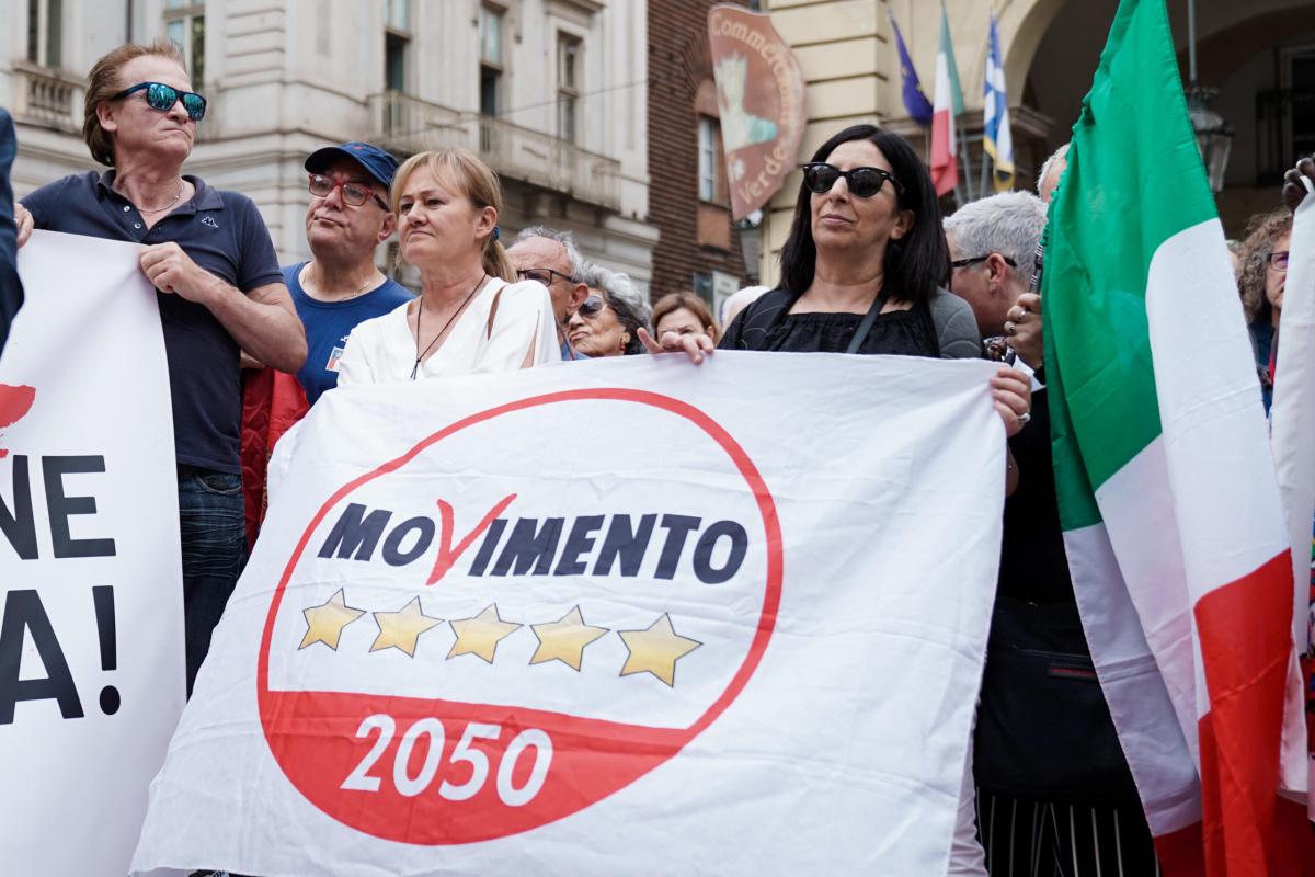 Assemblea costituente Movimento 5 Stelle: pronti i 12 quesiti per trasformare il suo futuro