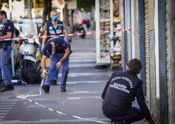 Napoli, sparatoria contro un bar: ferita una famiglia, grave una bambina di 10 anni