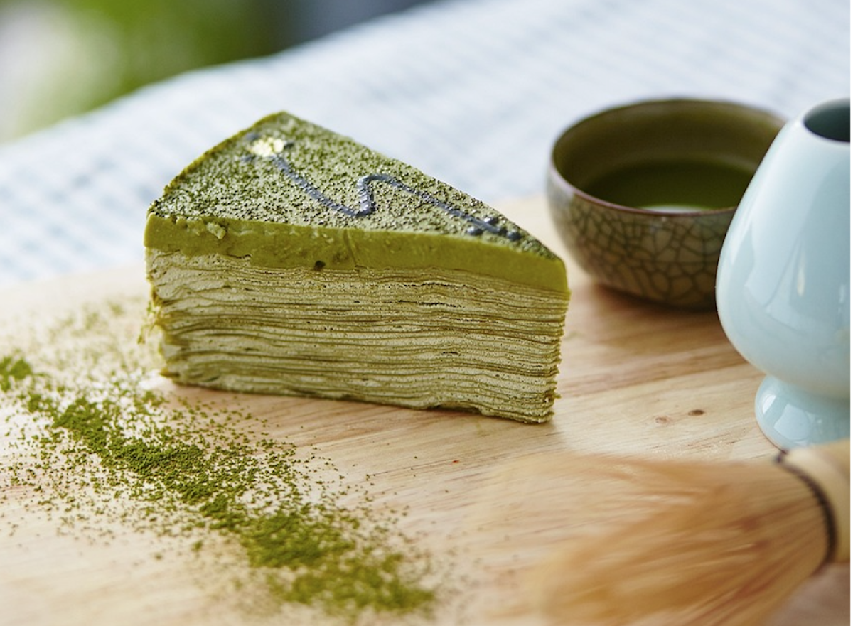 Torta al tè matcha: ecco come preparare il dolce che ti dà lo sprint