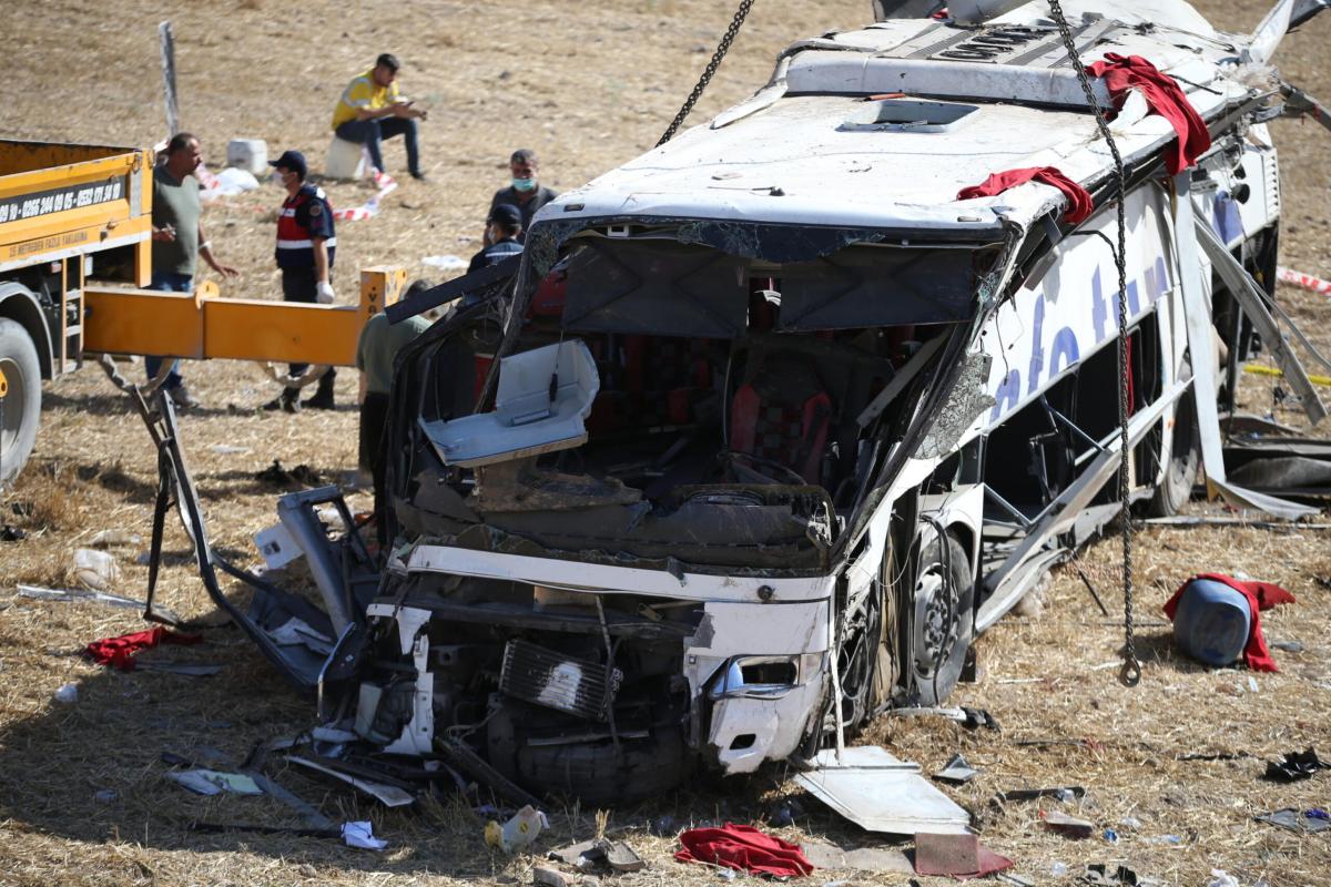 Iraq, bus si ribalta in seguito a incidente: morti 18 pellegrini