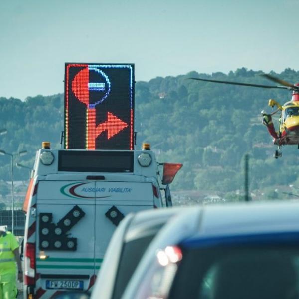 Incidente mortale a Fucecchio, scontro tra un auto e un tir