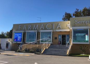 Novara, uomo nudo in centro entra in Farmacia: fermato