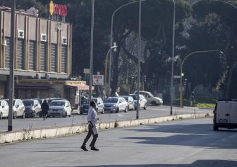 Roma, incedente mortale per una donna: investita mentre era sulle s…