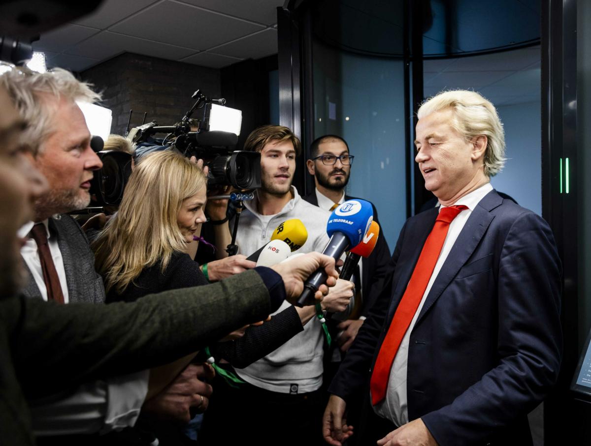 Olanda, il Vvd di Yesilgoz chiude la porta in faccia a Wilders: “No…