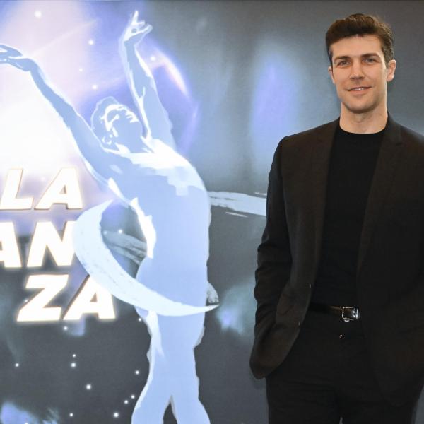 “Viva la danza” con Roberto Bolle, questa sera in tv: anticipazioni e ospiti