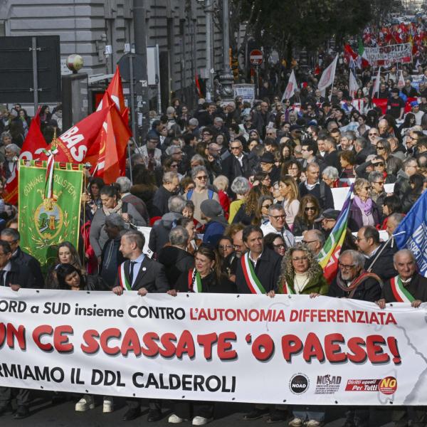 Si riaccende lo scontro sull’autonomia differenziata, Granato (Potere al Popolo): “La legge va ritirata”