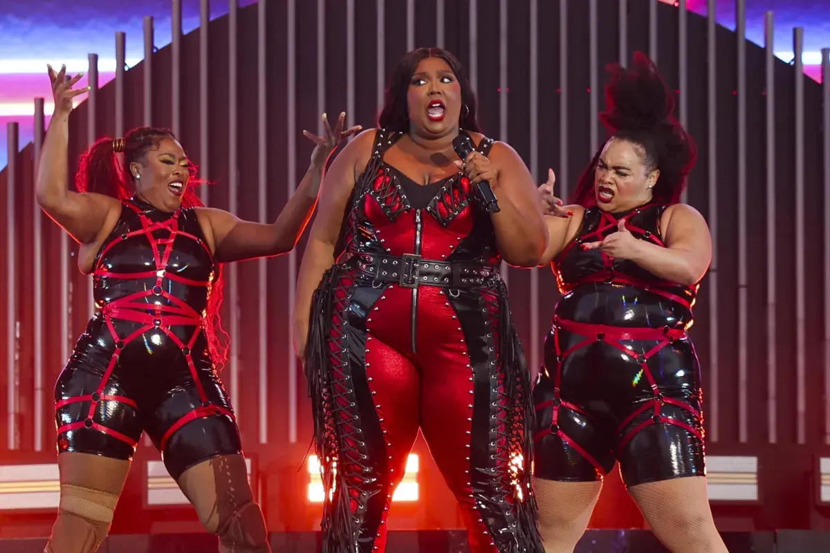 Lizzo lascia la musica? La cantante chiarisce la situazione