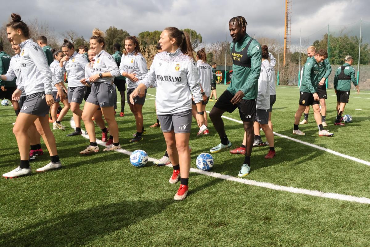 Ternana, per la Festa della Donna riscaldamento congiunto delle pri…